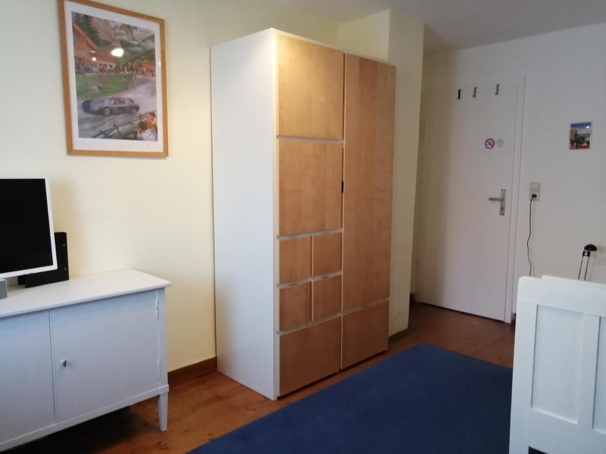 Apartment & Zimmer Familie Trescher Tübingen Eksteriør billede