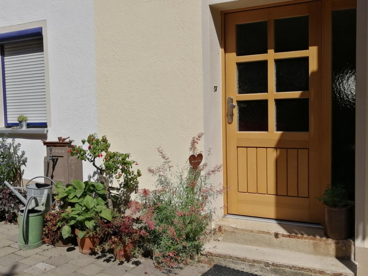Apartment & Zimmer Familie Trescher Tübingen Eksteriør billede